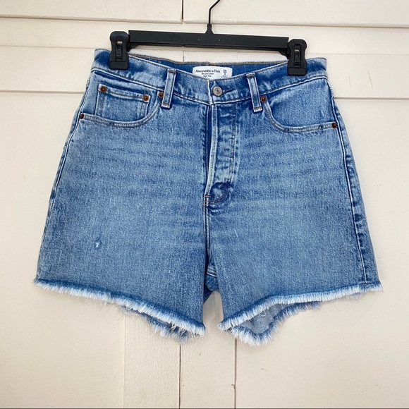 Abercrombie & Fitch High Rise Raw Hem Dad Shorts Size 26 - Picture 2 of 7